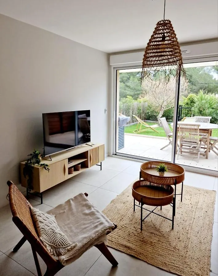 Appartement Hyeres - Giens 1 Chambre 4 Personnes Jardin Plancha Parking Prive - Olivier Apartment